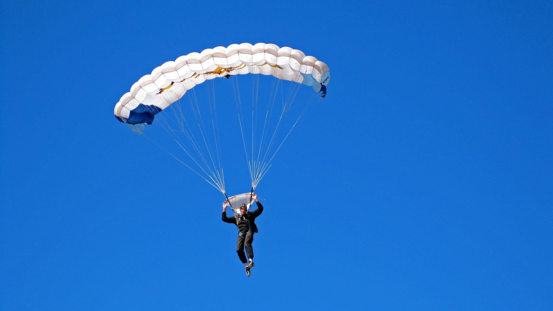 伯科夫决赛表现稳健赢得掌声，博布科夫